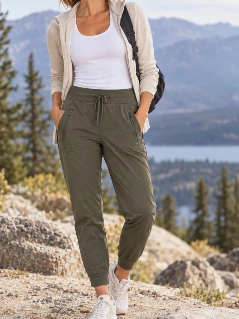 Athleta Women’s Trekkie Pants in Olive